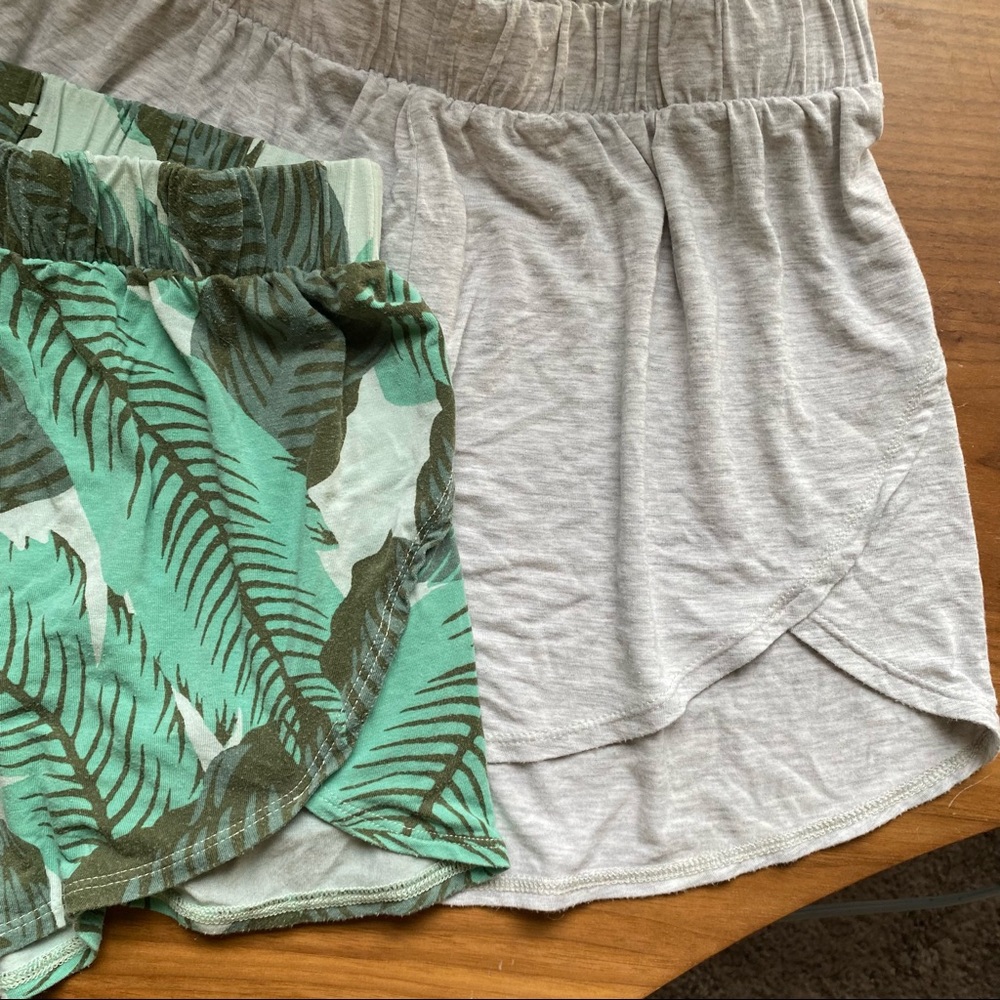 Old Navy SET of 100% Cotton Shorts - Picture 7 of 8
